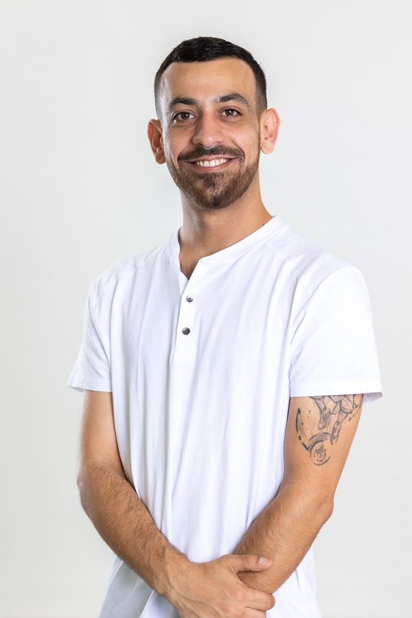 תום נס
